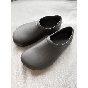 Crocs Shoe Mens 12 On The Clock Slip On Work Clogs Men Slip Resistant Comfort